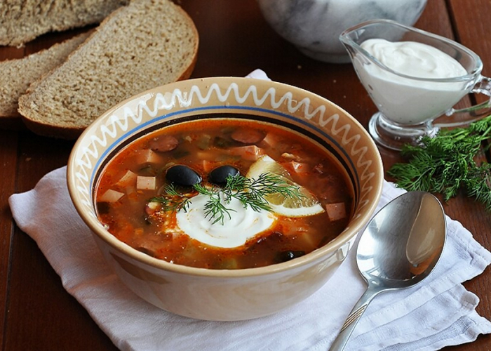 Солянка мясная