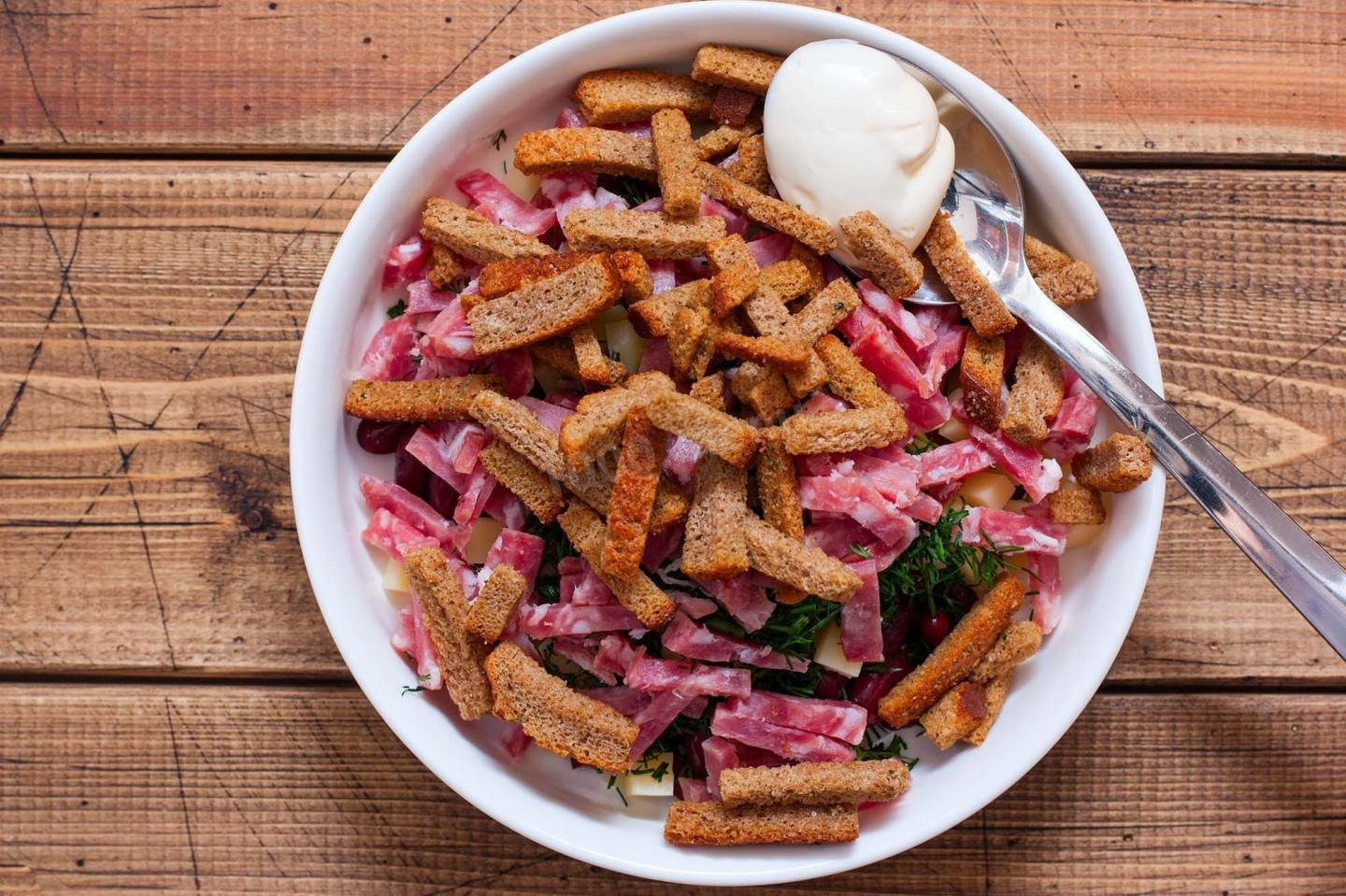 Постный салат с фасолью и сухариками - пошаговый рецепт с фото на натяжныепотолкибрянск.рф